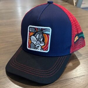 Bugs Bunny looney Tunes - Navy and Red